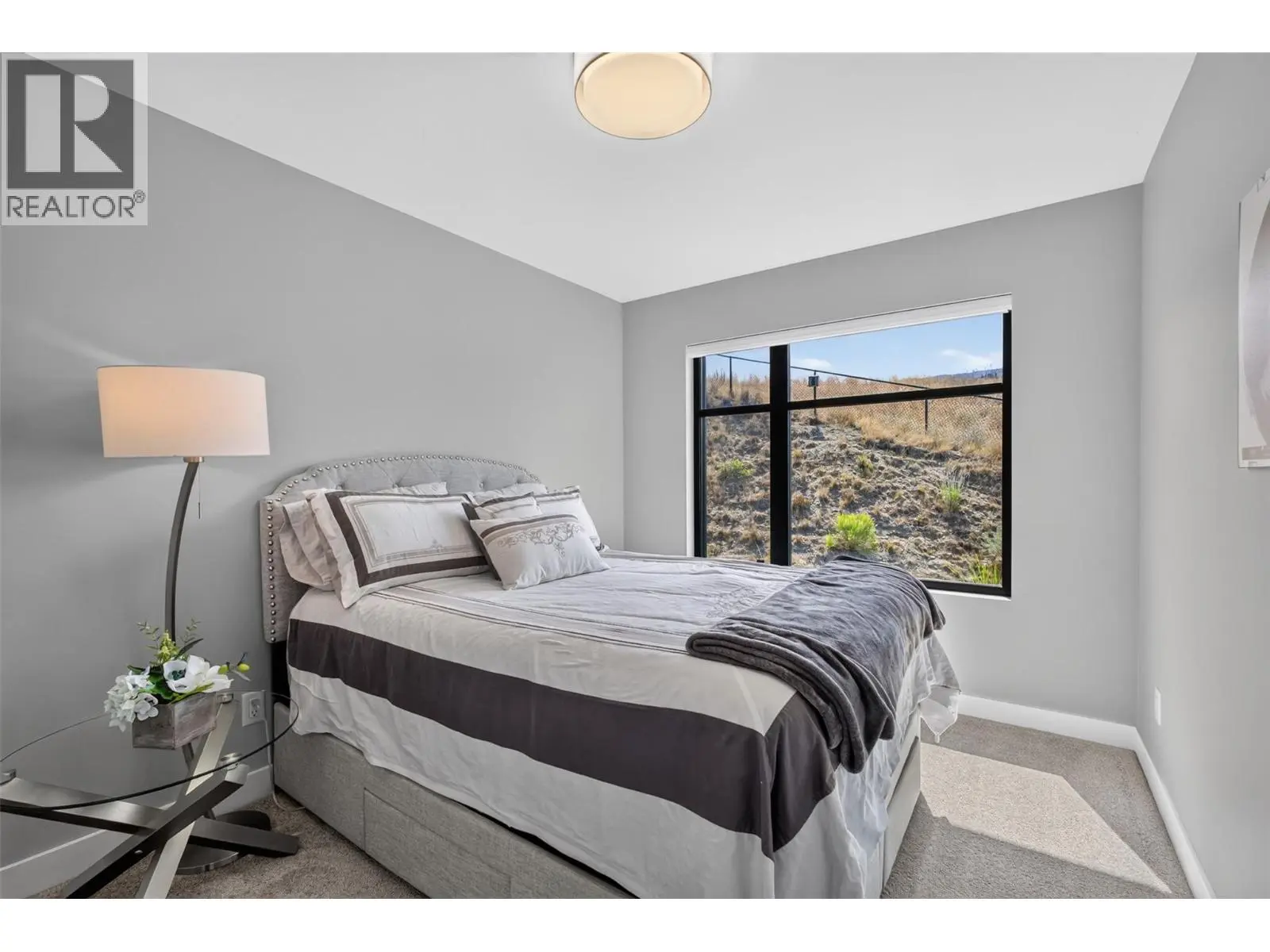 537 Hawes Court. Kelowna, British Columbia