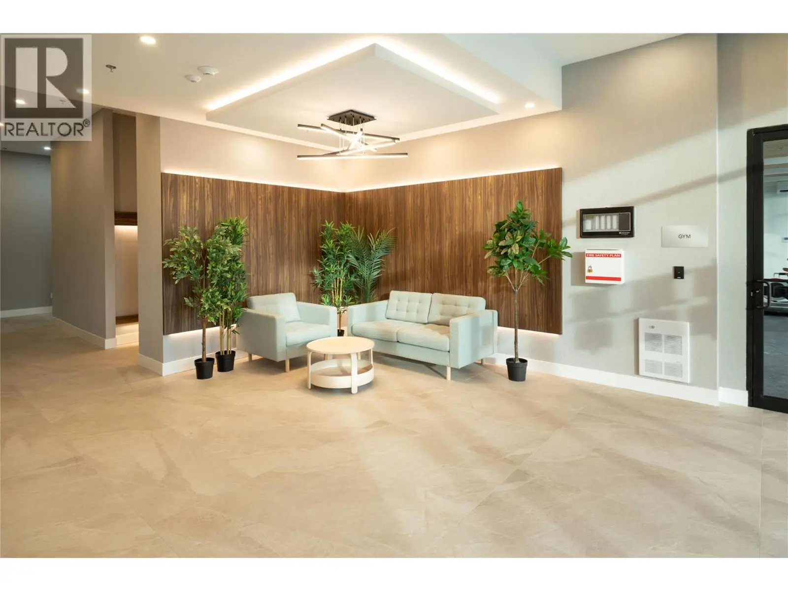 1380 Pridham Avenue Unit# 409. Kelowna, British Columbia