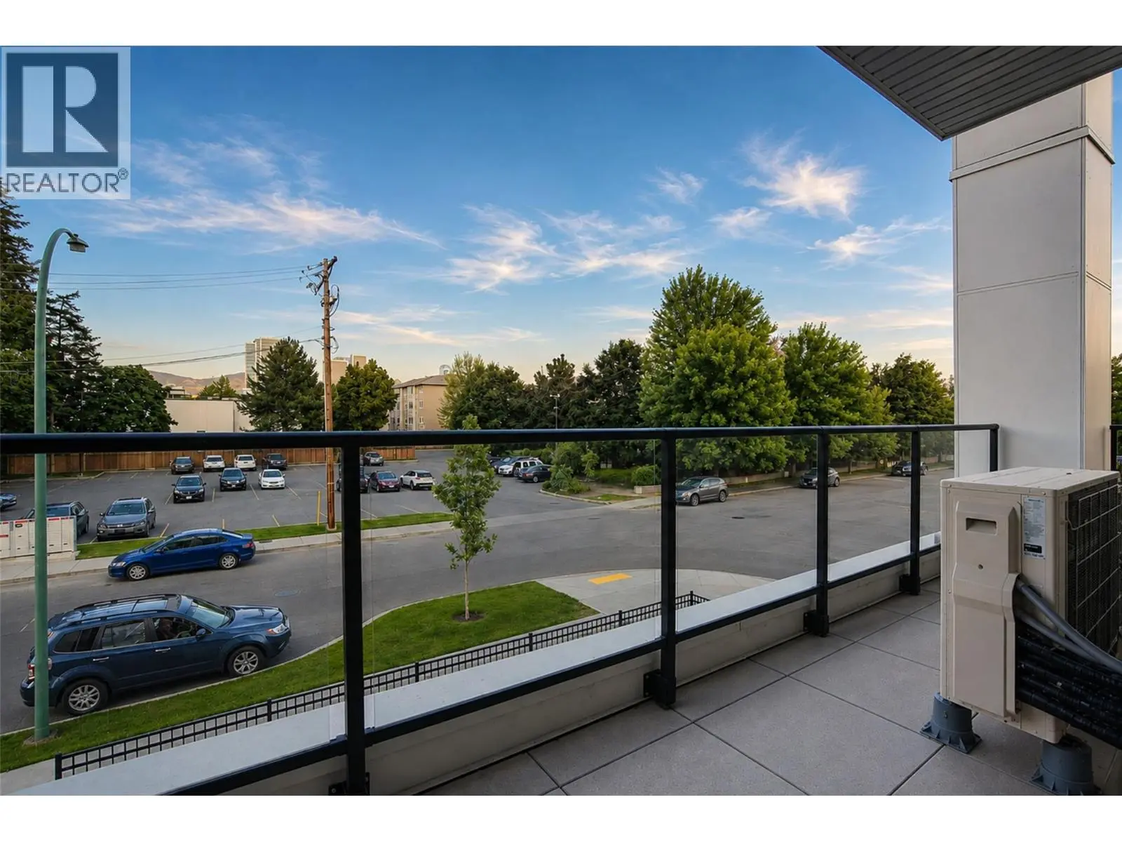 1380 Pridham Avenue Unit# 201. Kelowna, British Columbia