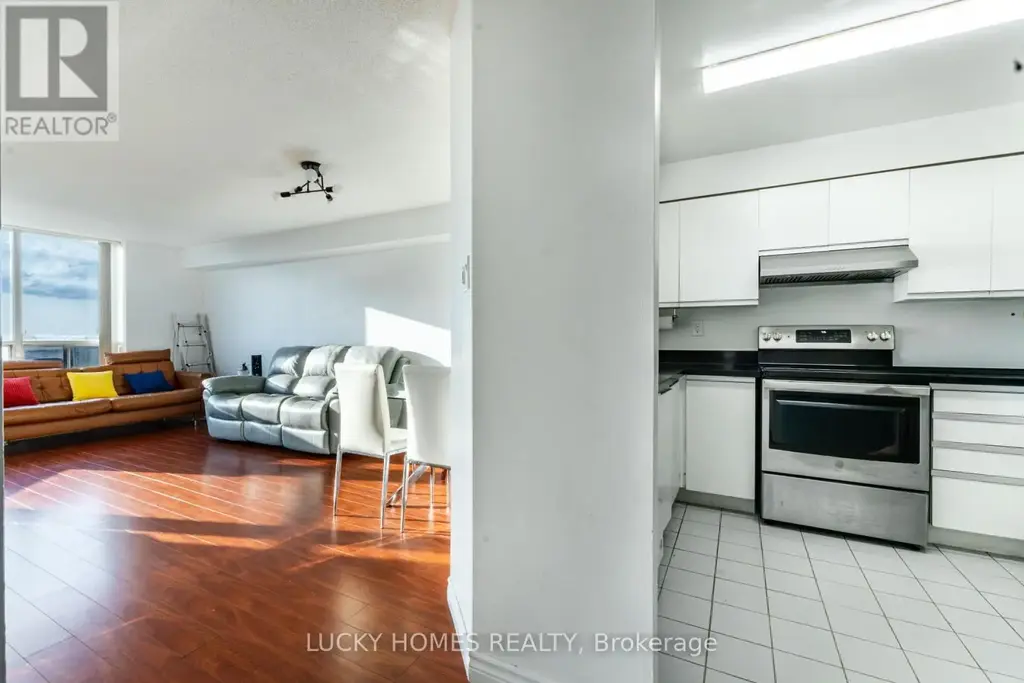 915 - 430 Mclevin Avenue Nw, Toronto (Malvern)
