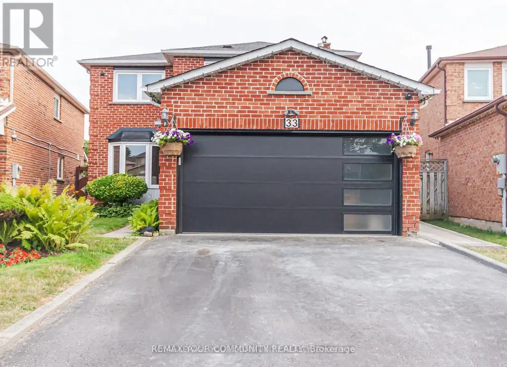 Bsmt - 33 Durness Avenue, Toronto (Rouge)