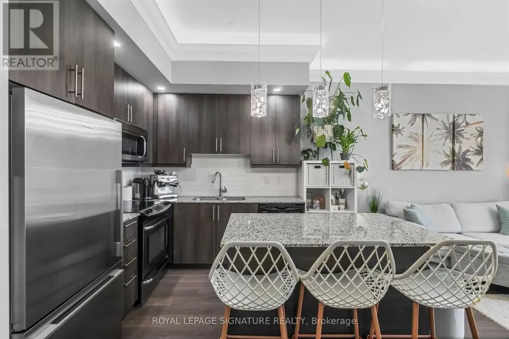 1203 - 35 Fontenay Court, Toronto (Edenbridge-Humber Valley)