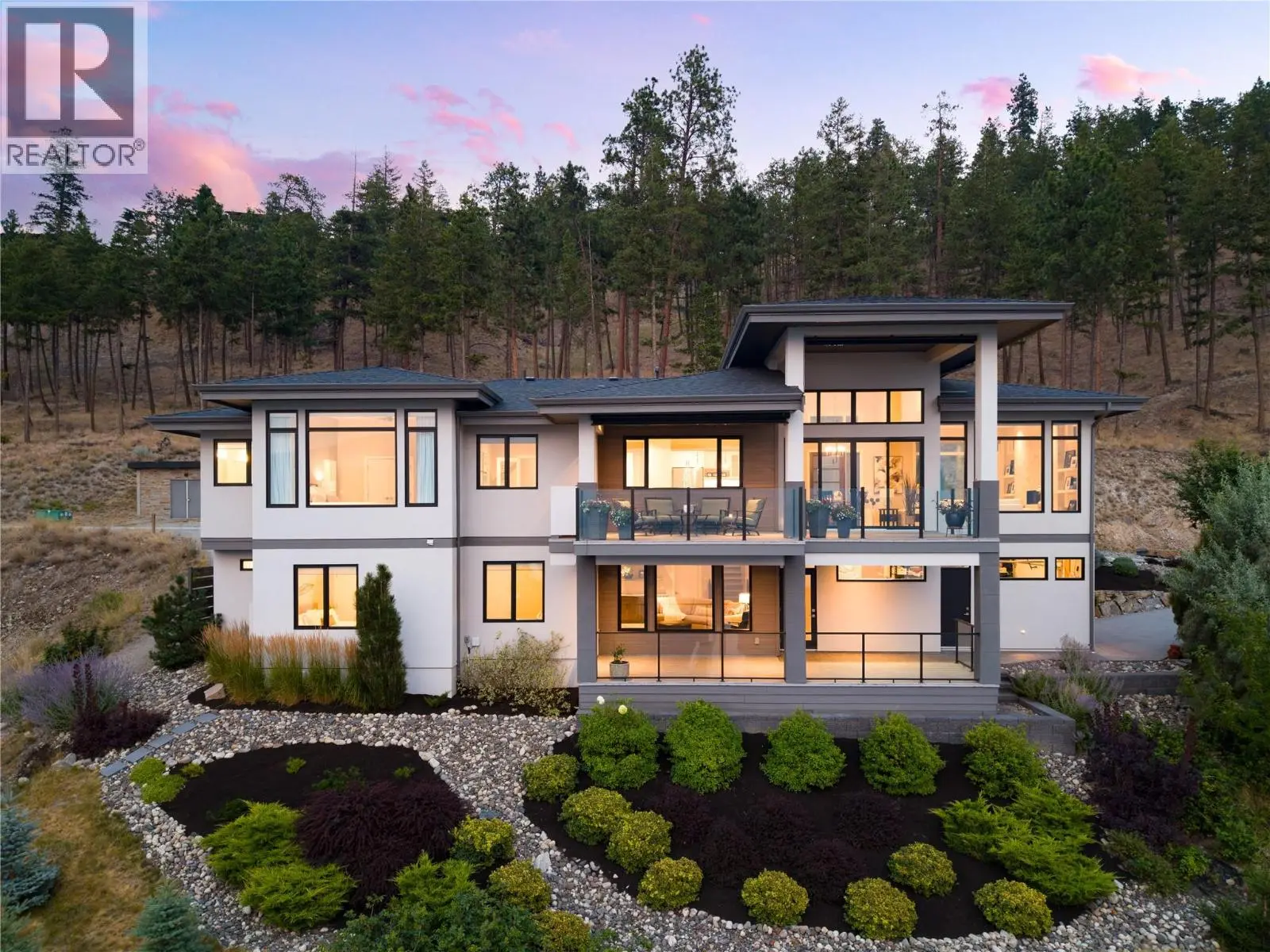 3320 Acacia Lane. Kelowna, British Columbia