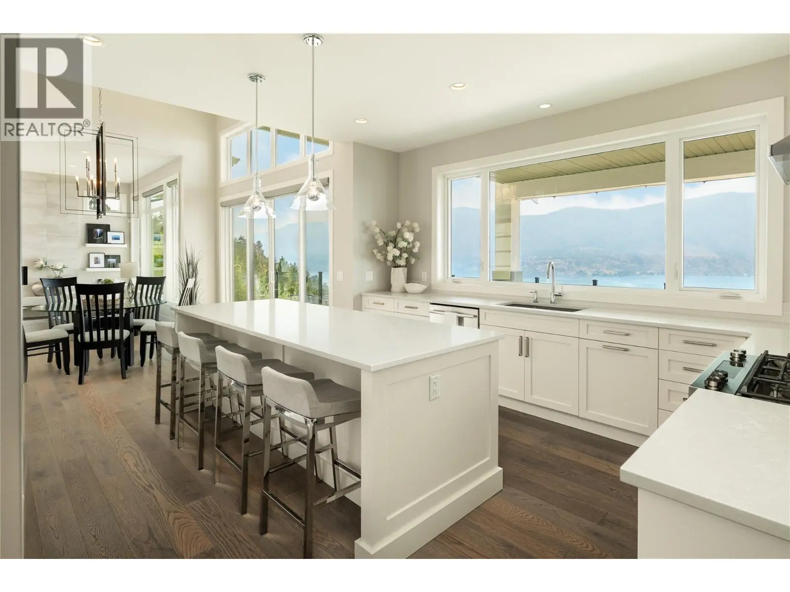 3320 Acacia Lane. Kelowna, British Columbia