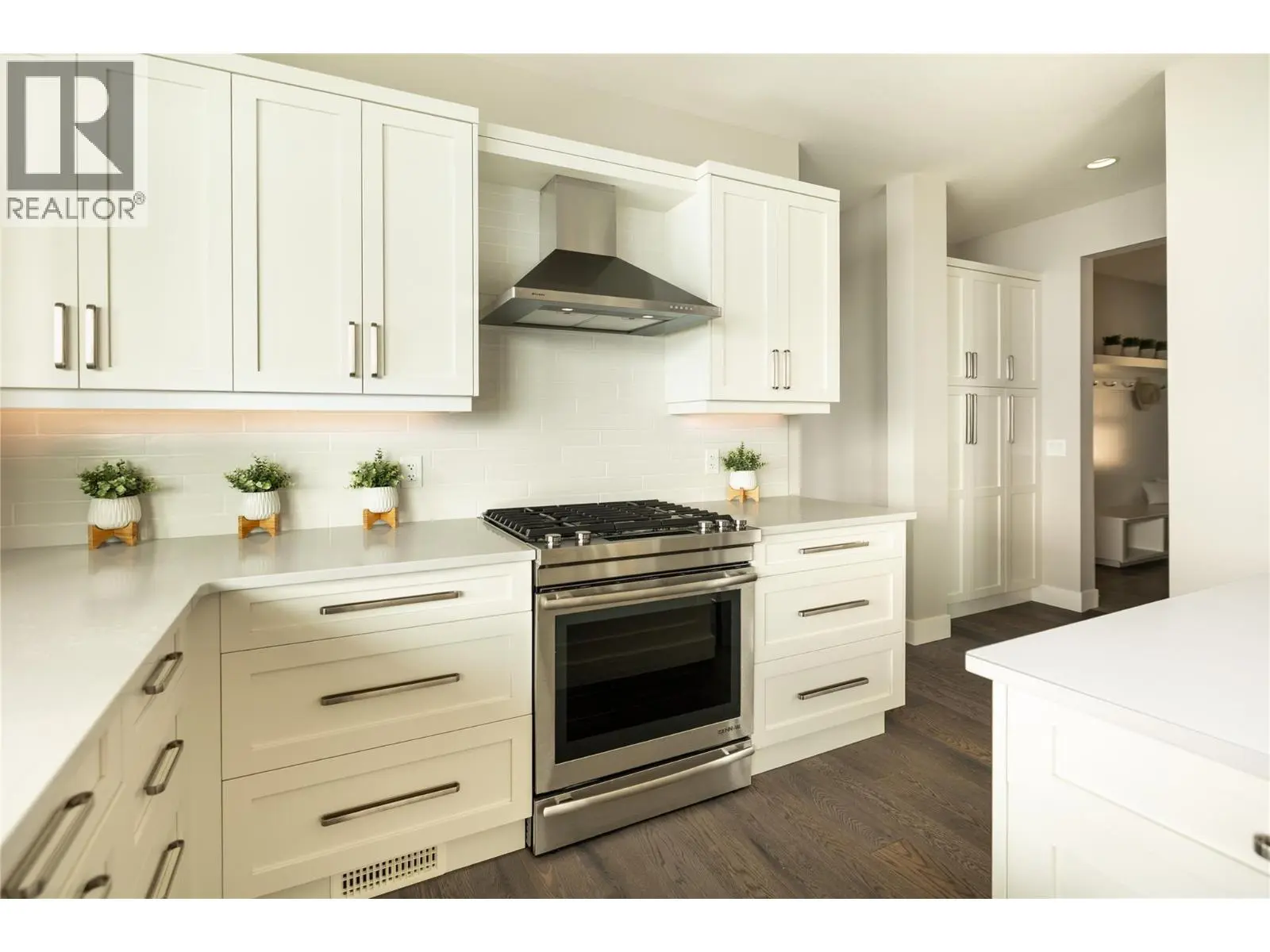 3320 Acacia Lane. Kelowna, British Columbia