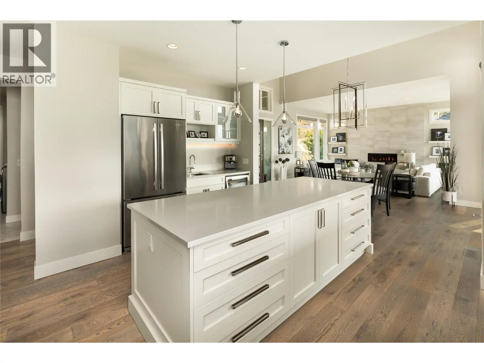 3320 Acacia Lane. Kelowna, British Columbia