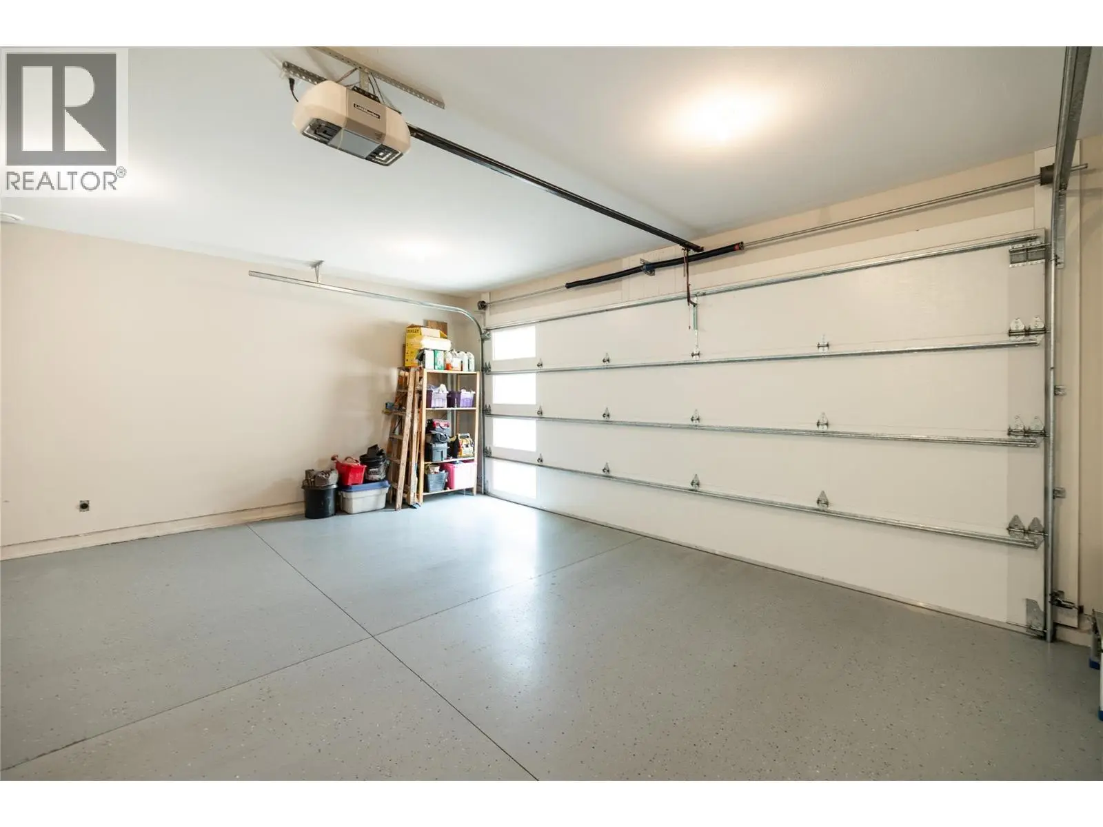 3320 Acacia Lane. Kelowna, British Columbia