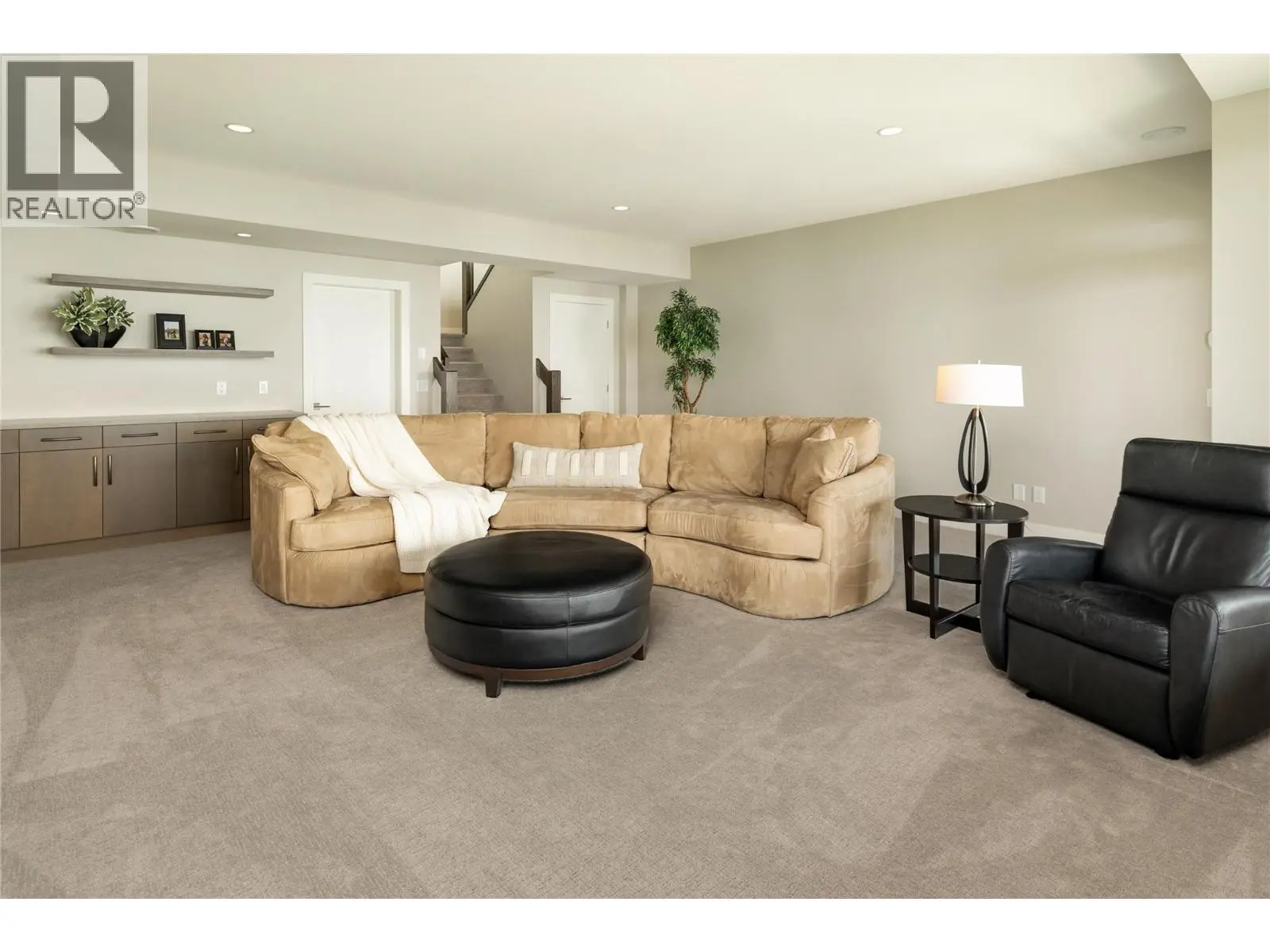3320 Acacia Lane. Kelowna, British Columbia