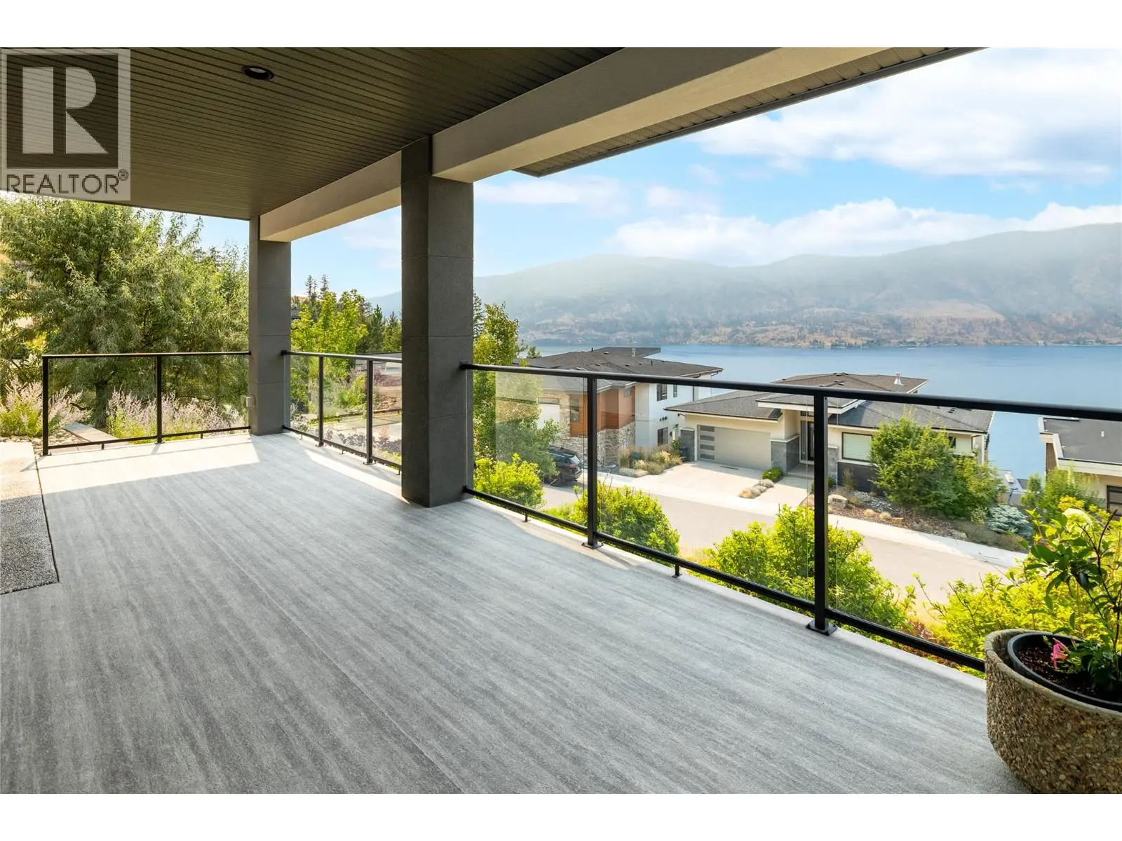 3320 Acacia Lane. Kelowna, British Columbia