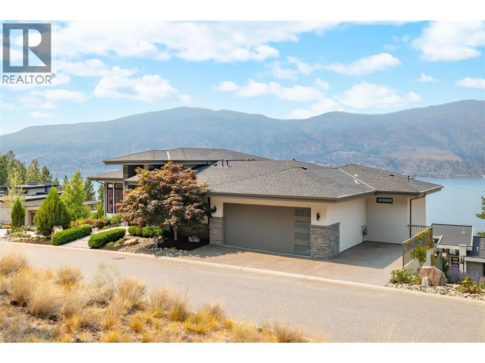 3320 Acacia Lane. Kelowna, British Columbia
