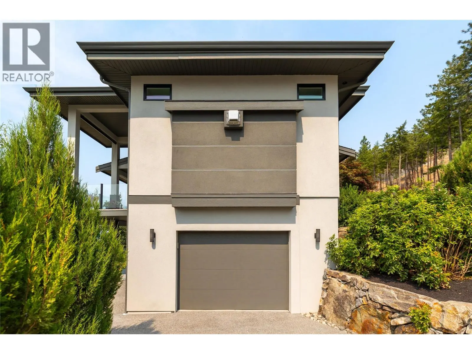 3320 Acacia Lane. Kelowna, British Columbia