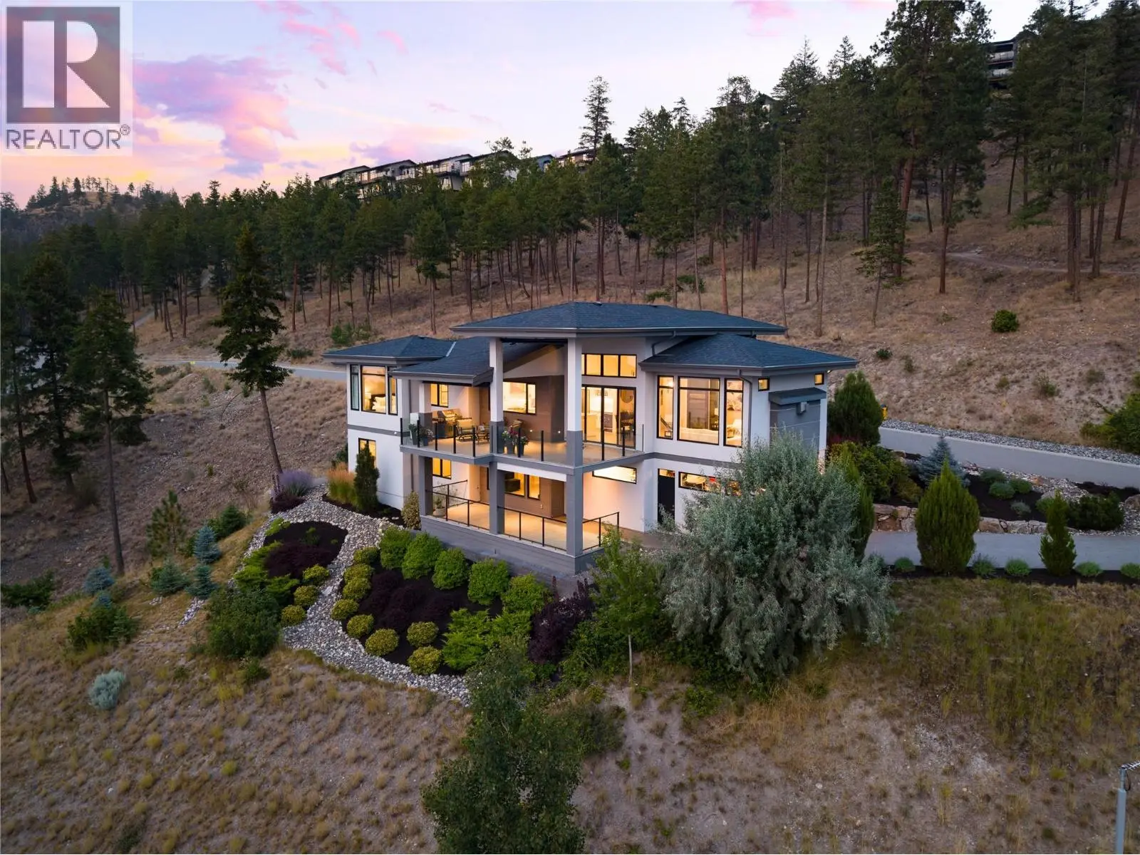 3320 Acacia Lane. Kelowna, British Columbia