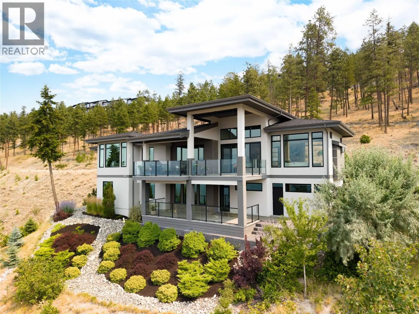 3320 Acacia Lane. Kelowna, British Columbia