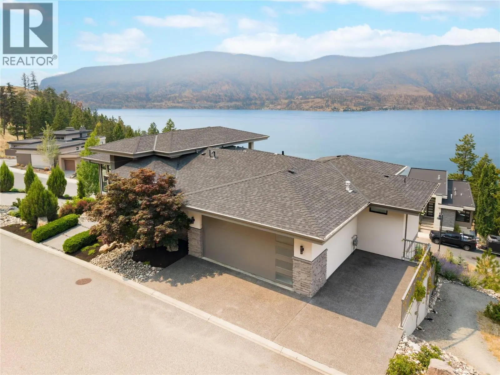 3320 Acacia Lane. Kelowna, British Columbia