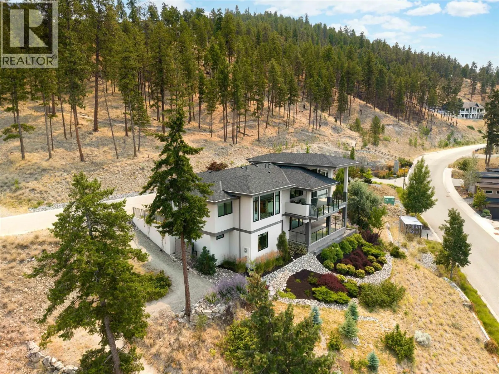 3320 Acacia Lane. Kelowna, British Columbia