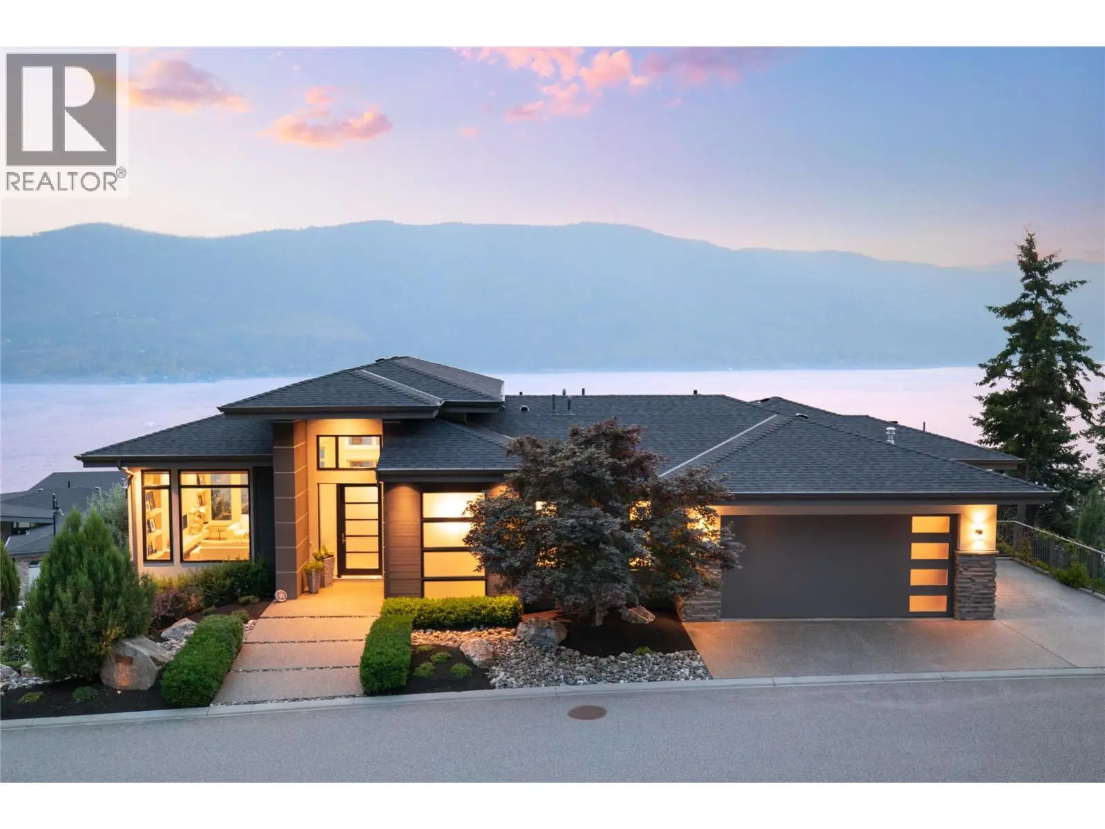 3320 Acacia Lane. Kelowna, British Columbia