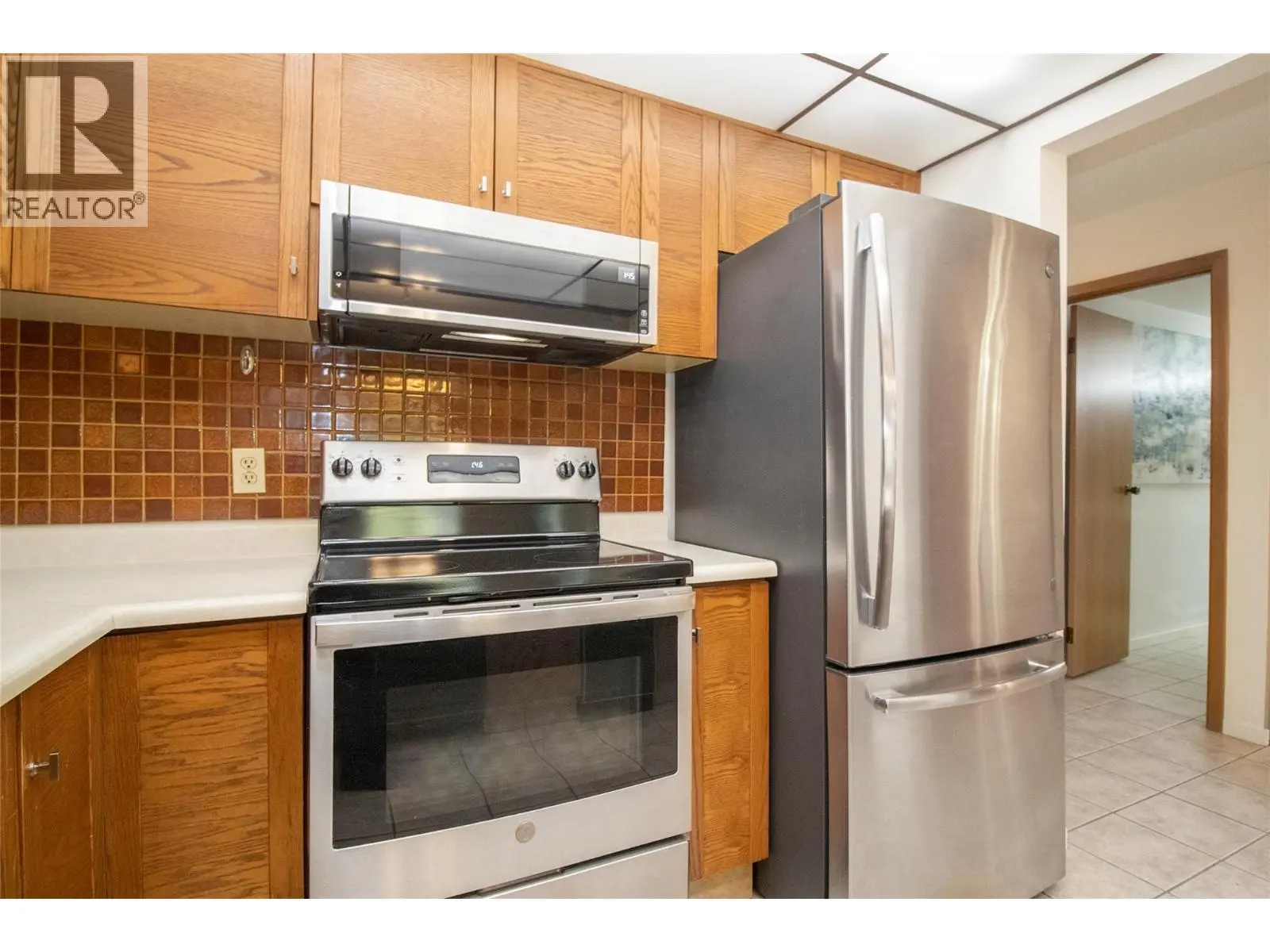 1075 Bernard Avenue Unit# 303. Kelowna, British Columbia