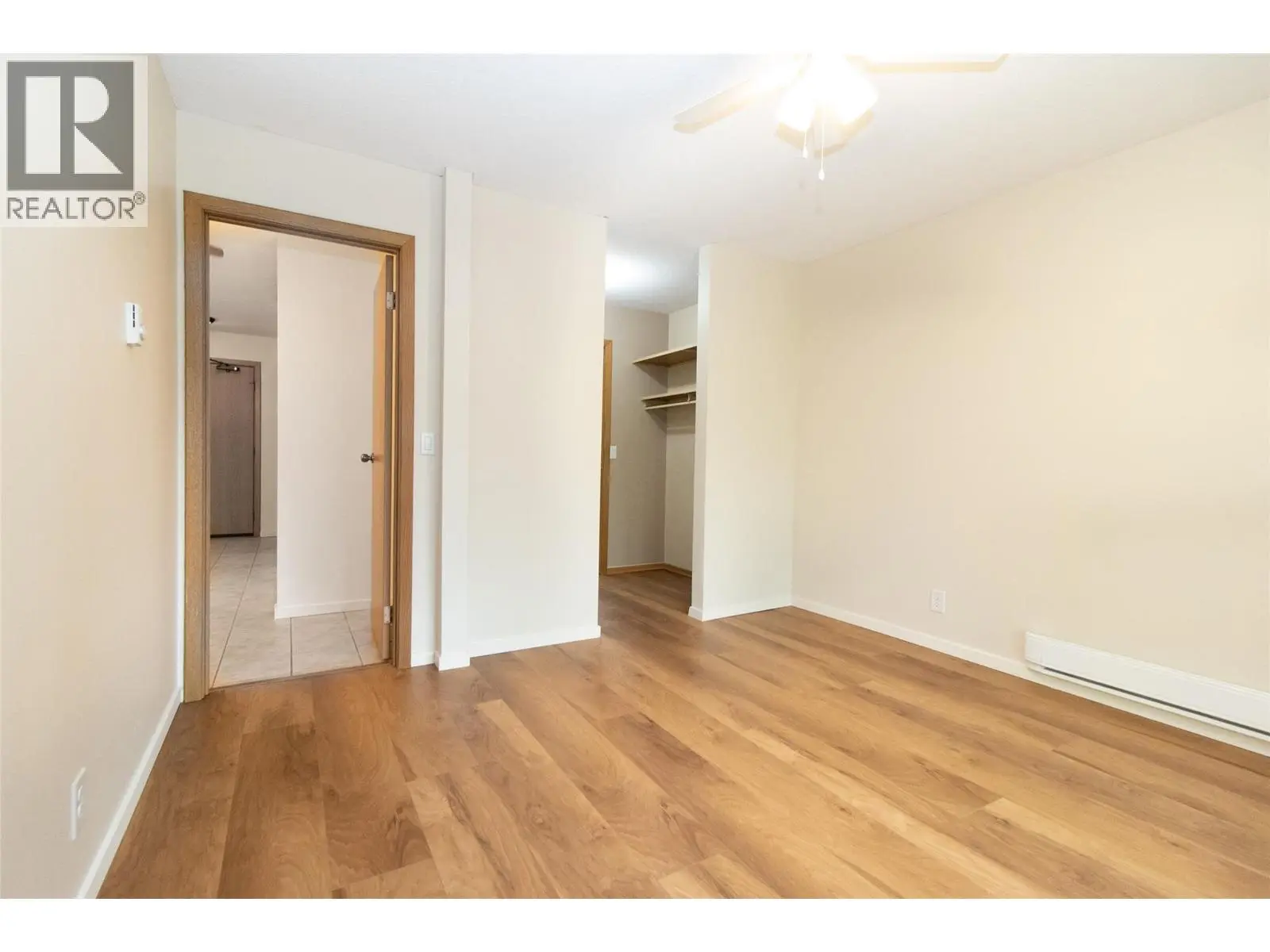 1075 Bernard Avenue Unit# 303. Kelowna, British Columbia