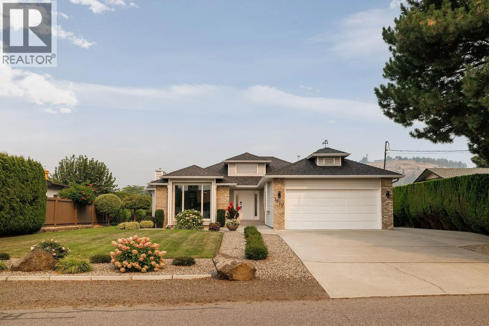 Photo of Listing #10396785