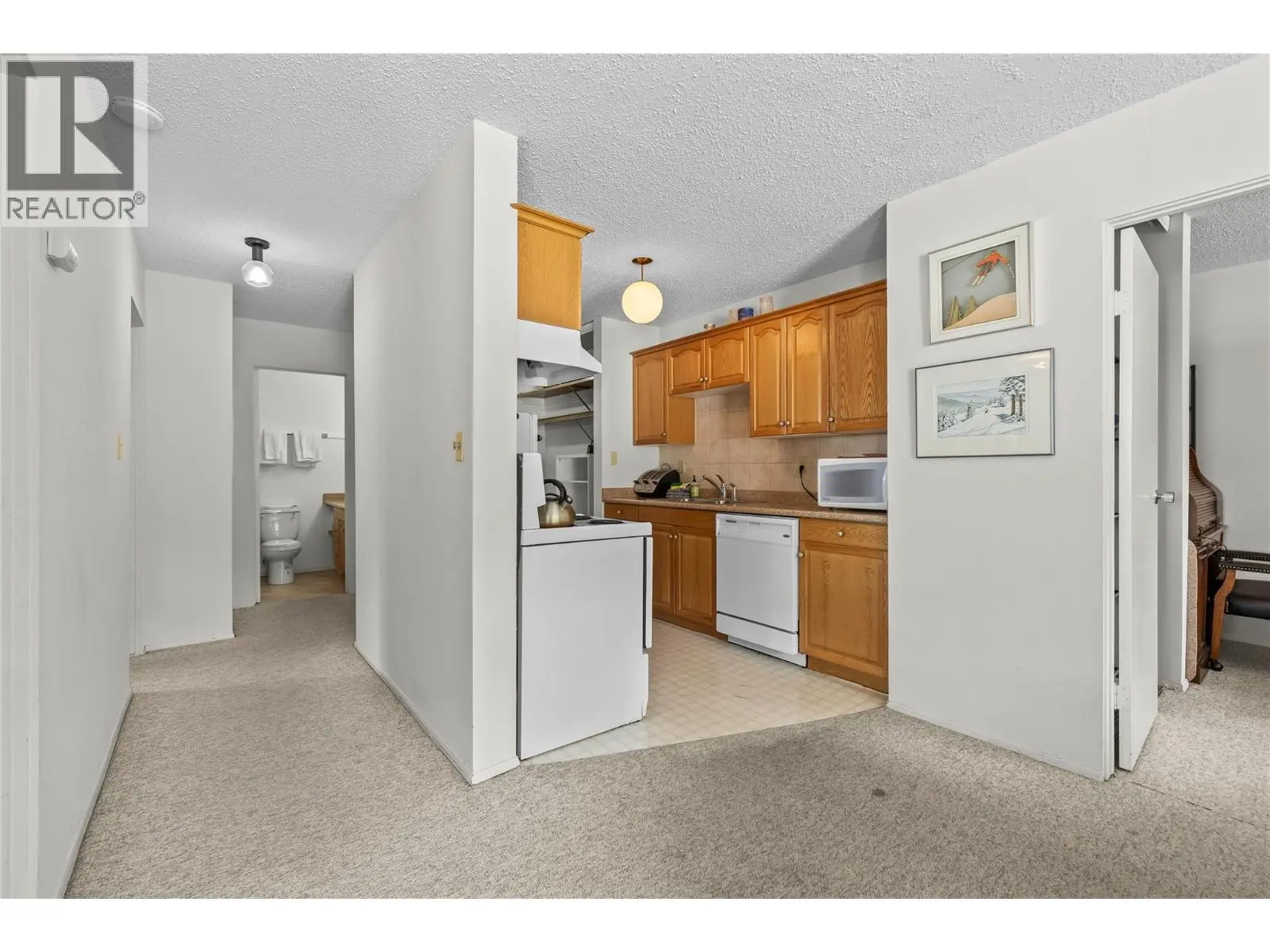 6430 Whiskey Jack Road Unit# 302. Big White, British Columbia