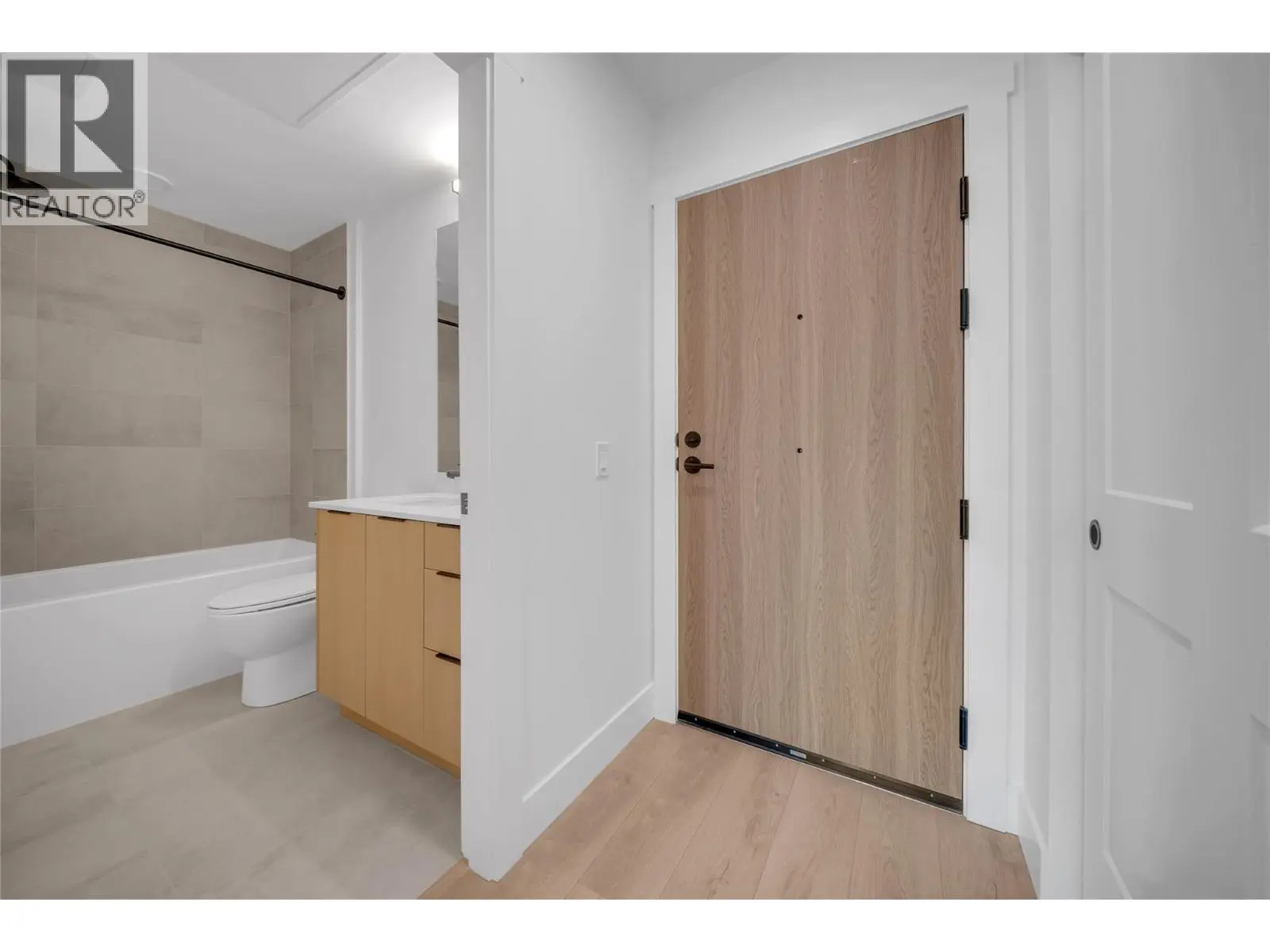 620 Coronation Avenue Unit# 409. Kelowna, British Columbia