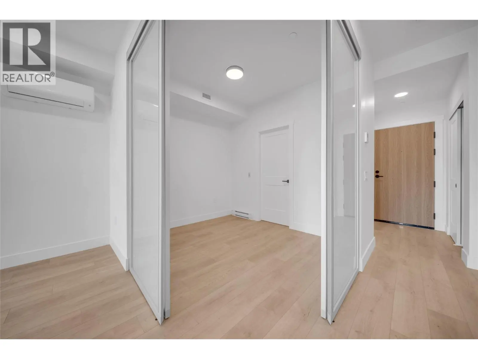 620 Coronation Avenue Unit# 409. Kelowna, British Columbia