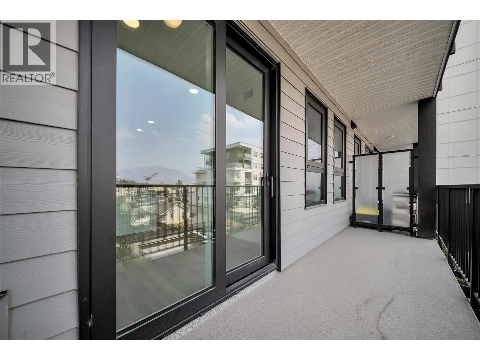 620 Coronation Avenue Unit# 312. Kelowna, British Columbia