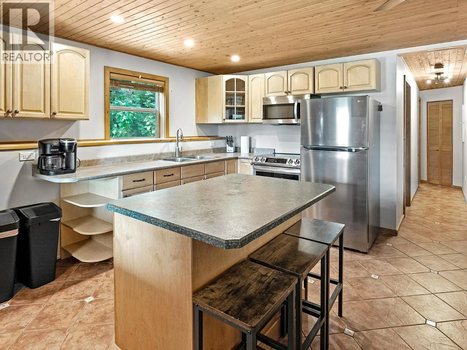 4833 Snow Pines Road. Big White, British Columbia