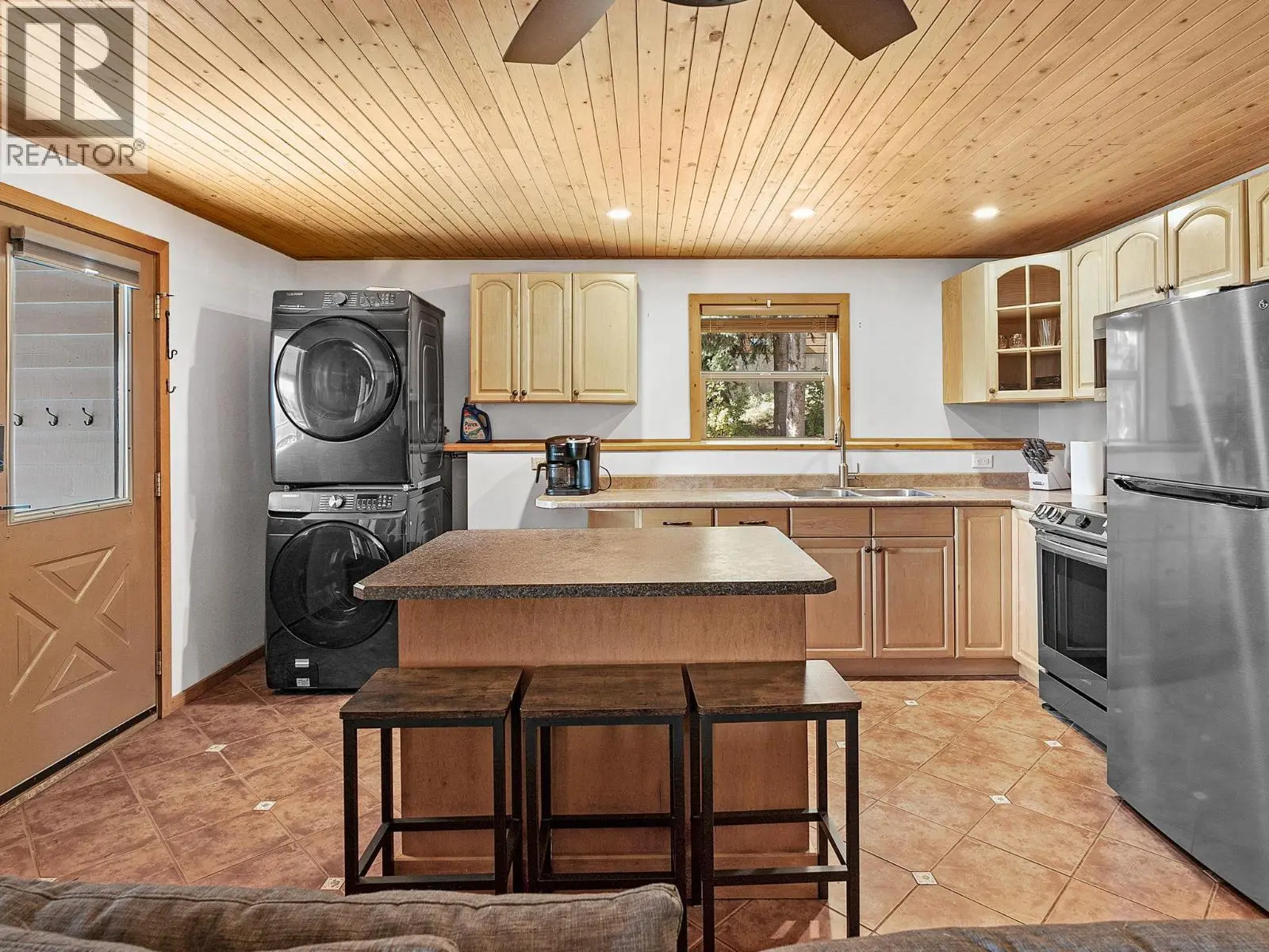 4833 Snow Pines Road. Big White, British Columbia