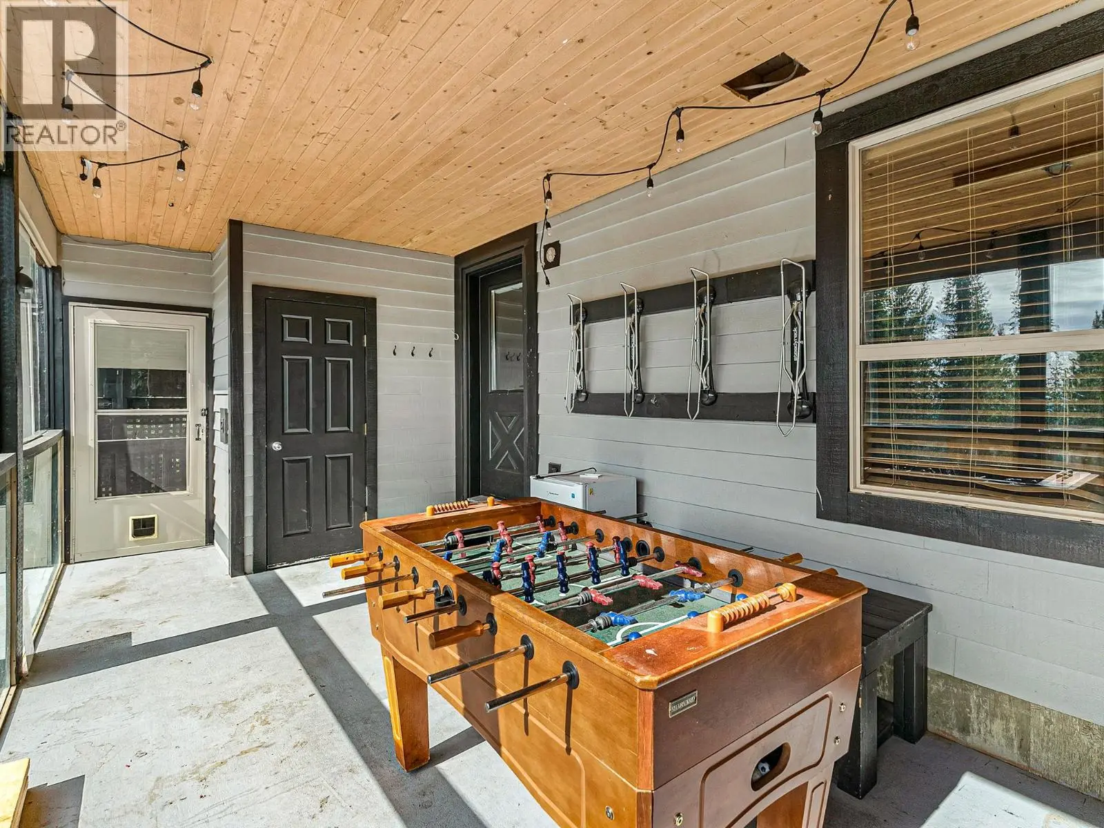 4833 Snow Pines Road. Big White, British Columbia