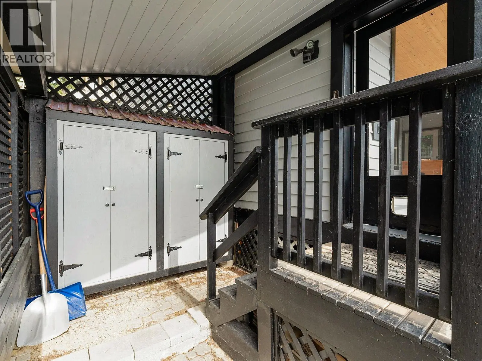 4833 Snow Pines Road. Big White, British Columbia
