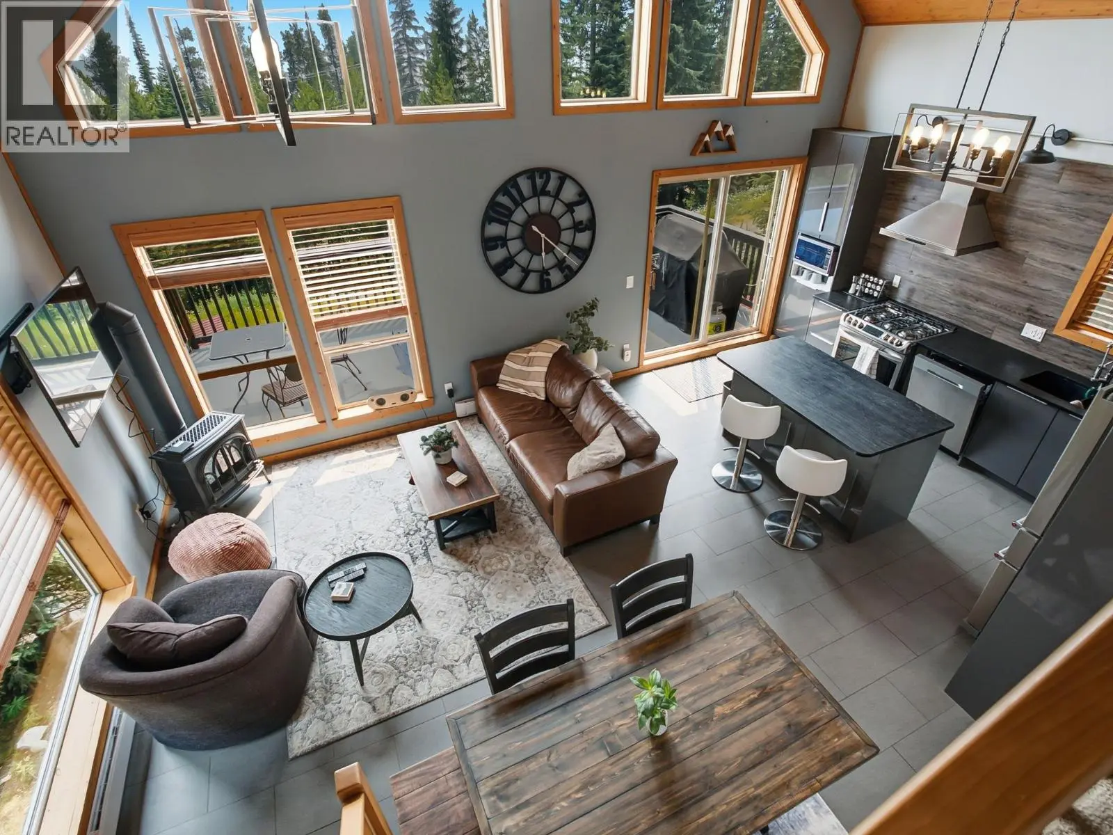 4833 Snow Pines Road. Big White, British Columbia