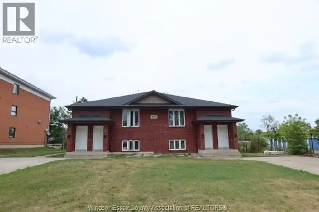 680 Cameron Unit# 4, Windsor