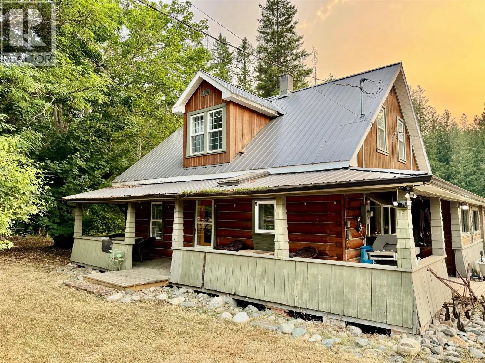 Photo of Listing #10396475