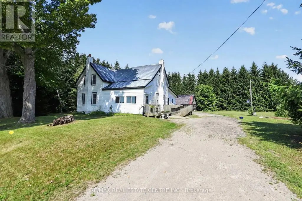 652 Concession 18 W, Tiny (Lafontaine)