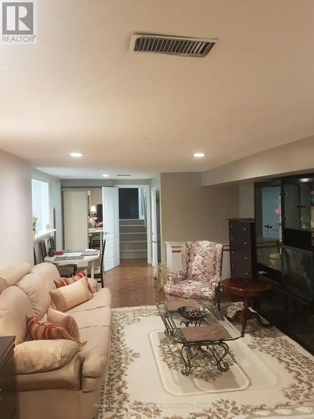 3323 Queen Frederica Drive, Mississauga (Applewood)