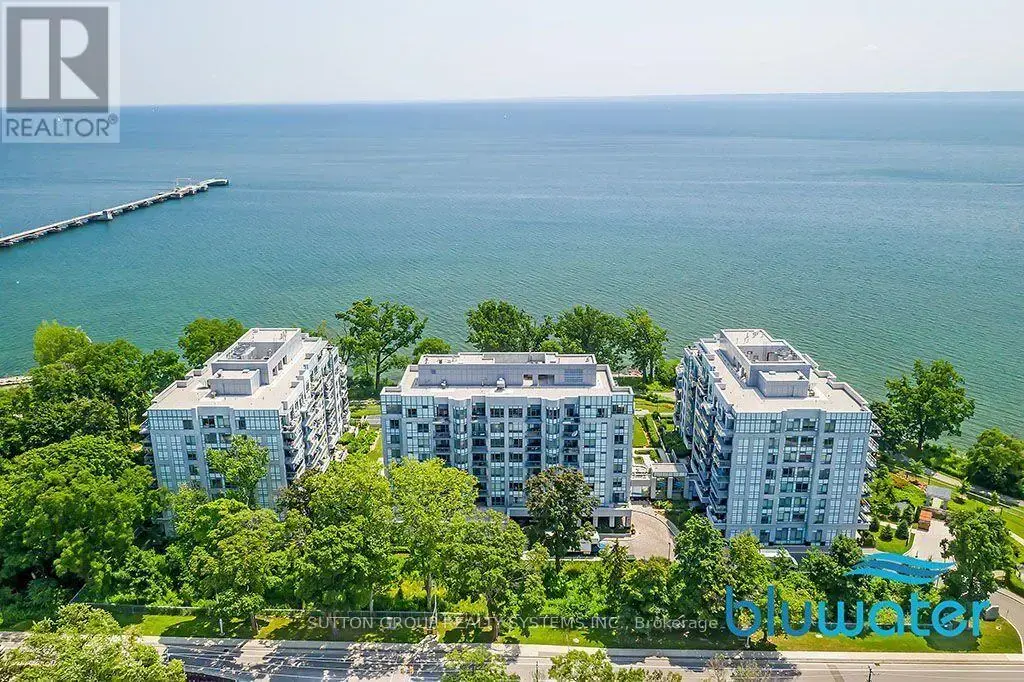 B814 - 3500 Lakeshore Road W, Oakville (BR Bronte)