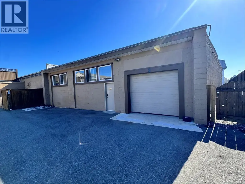 3 859 Devonshire Rd, Esquimalt