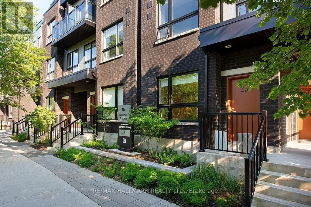 6 - 15 Brenthall Avenue, Toronto (Newtonbrook West)