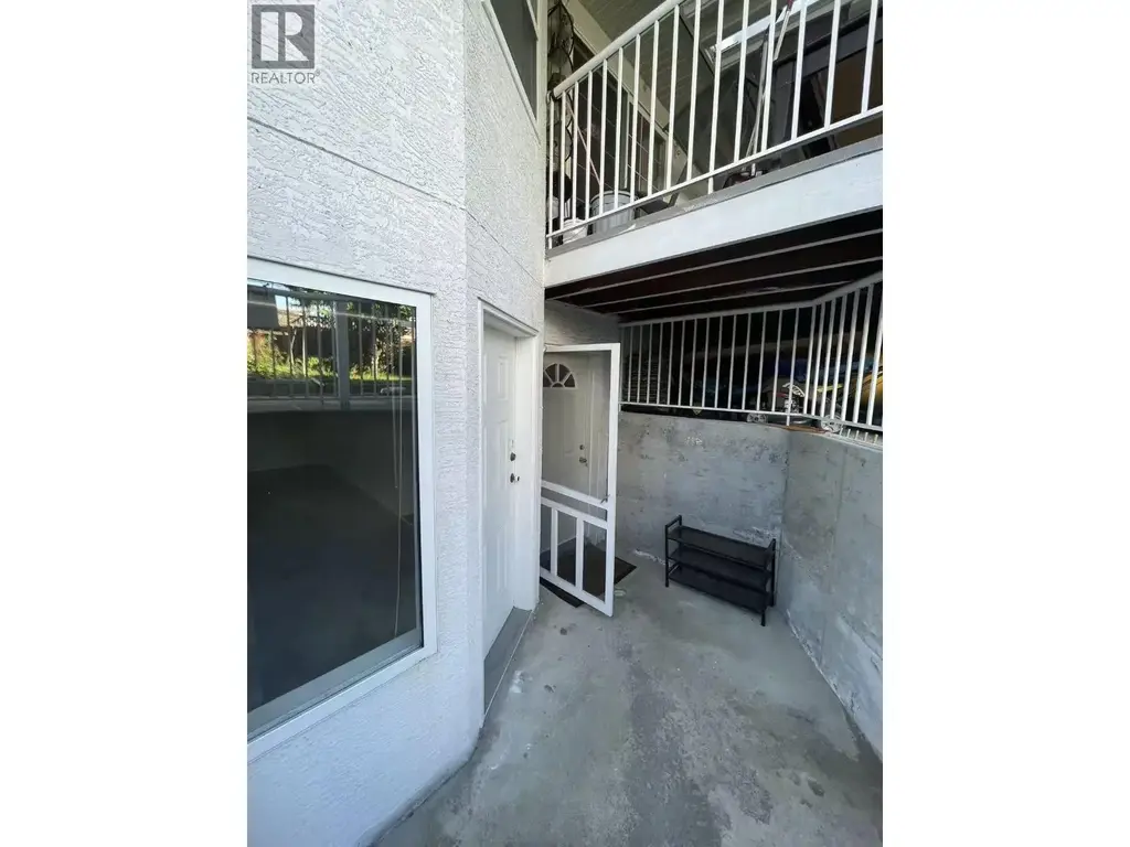 1000 Cliff Avenue, Burnaby