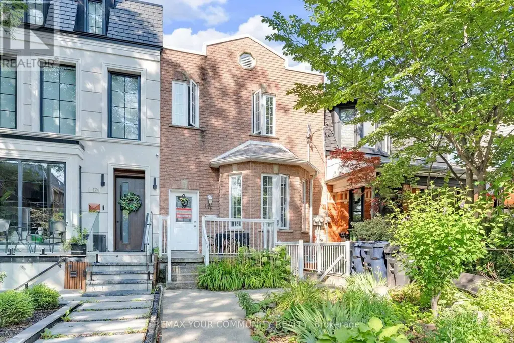 Bsmt - 176 Lisgar Street W, Toronto (Little Portugal)