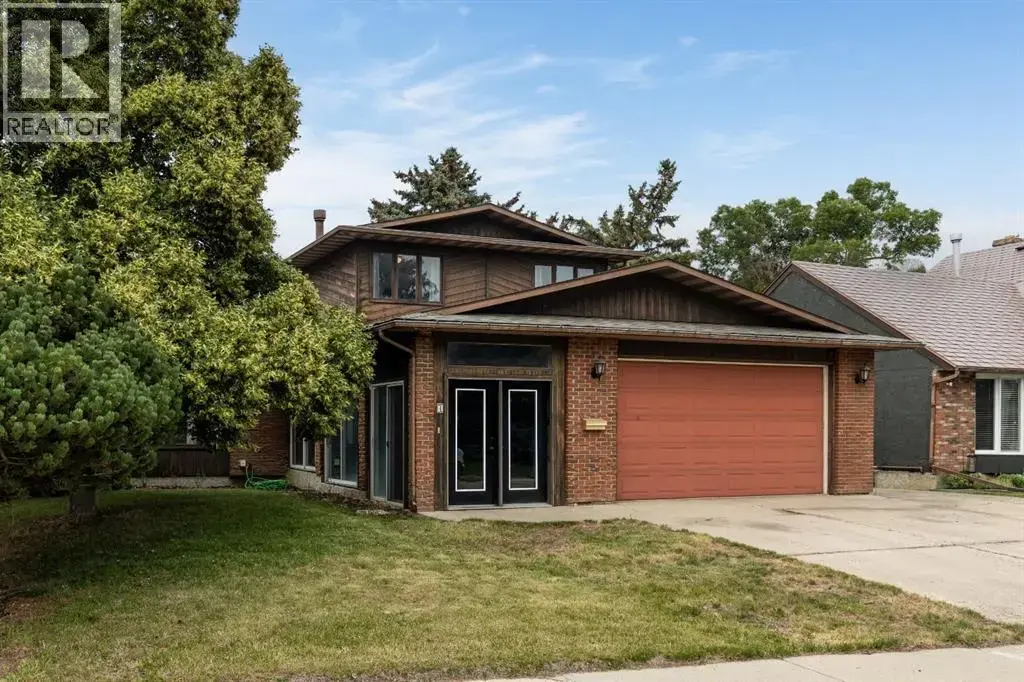 4 Greenwood Court Sw, Medicine Hat