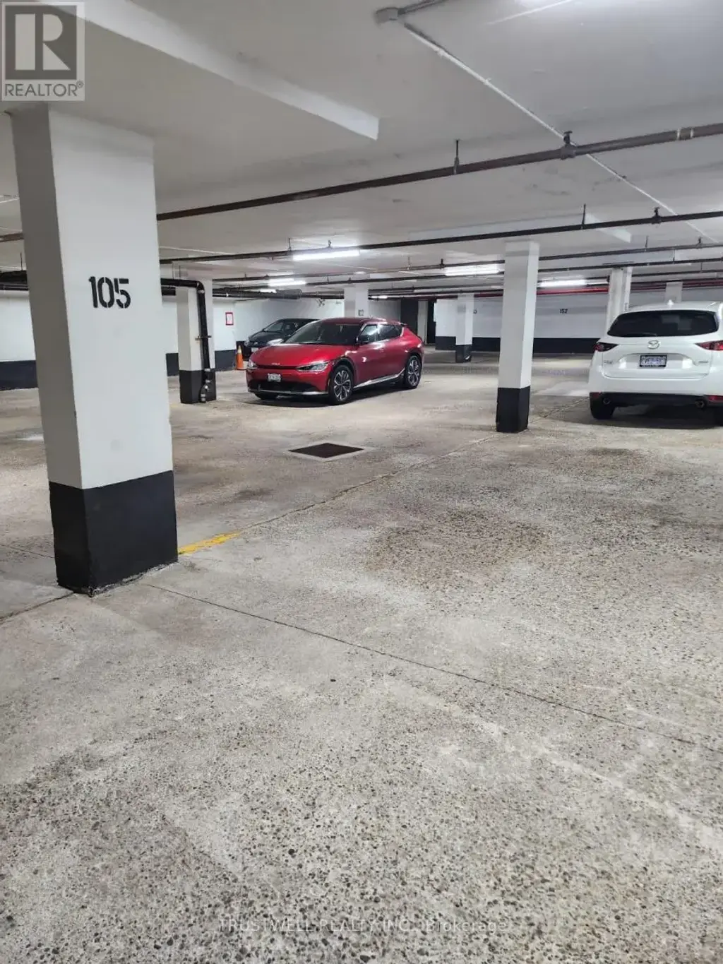 105 - 3040 Constitution Boulevard, Mississauga (Applewood)