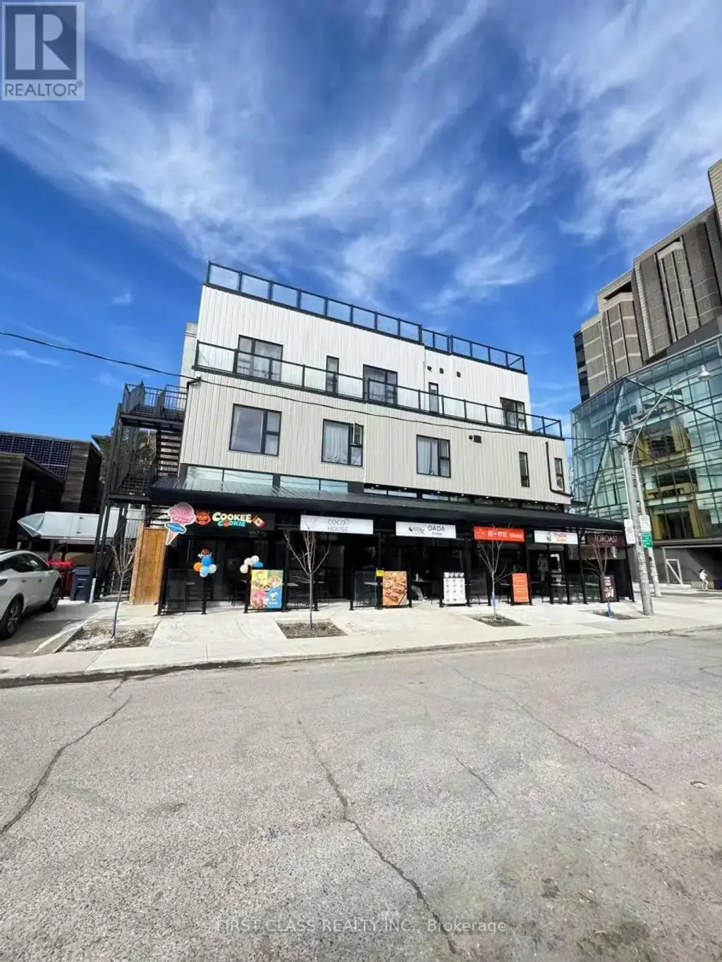205 - 364 Huron Street, Toronto (University)