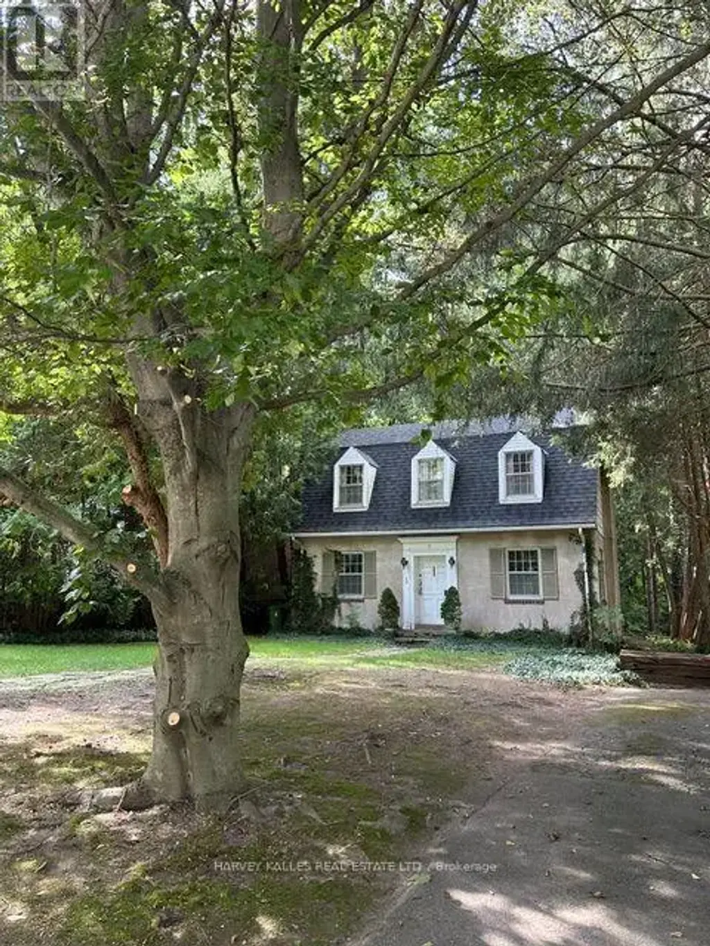 38 Donwoods Drive, Toronto (Bridle Path-Sunnybrook-York Mills)