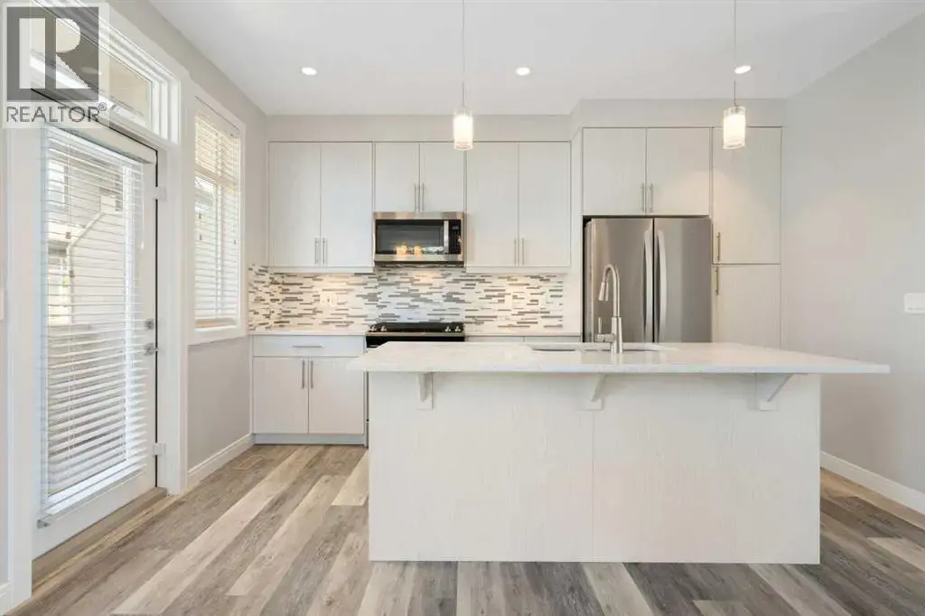 124 Wentworth Row Sw, Calgary