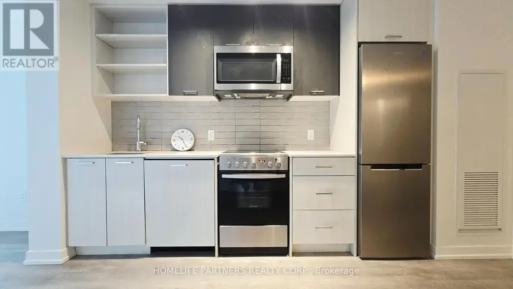 414 - 2300 St Clair Avenue W, Toronto (Junction Area)