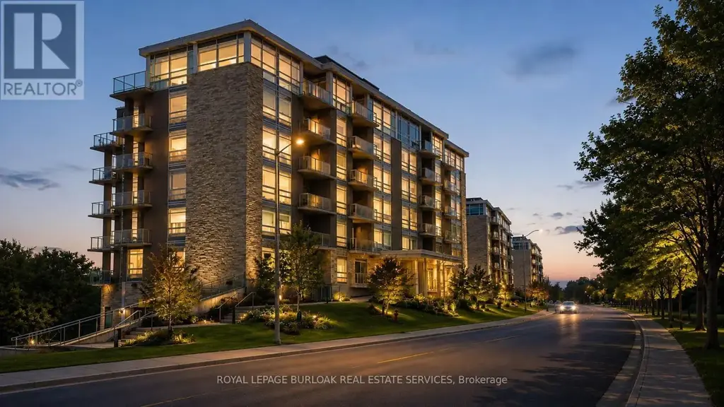 206 - 455 Charleton Avenue E, Hamilton (Stinson)