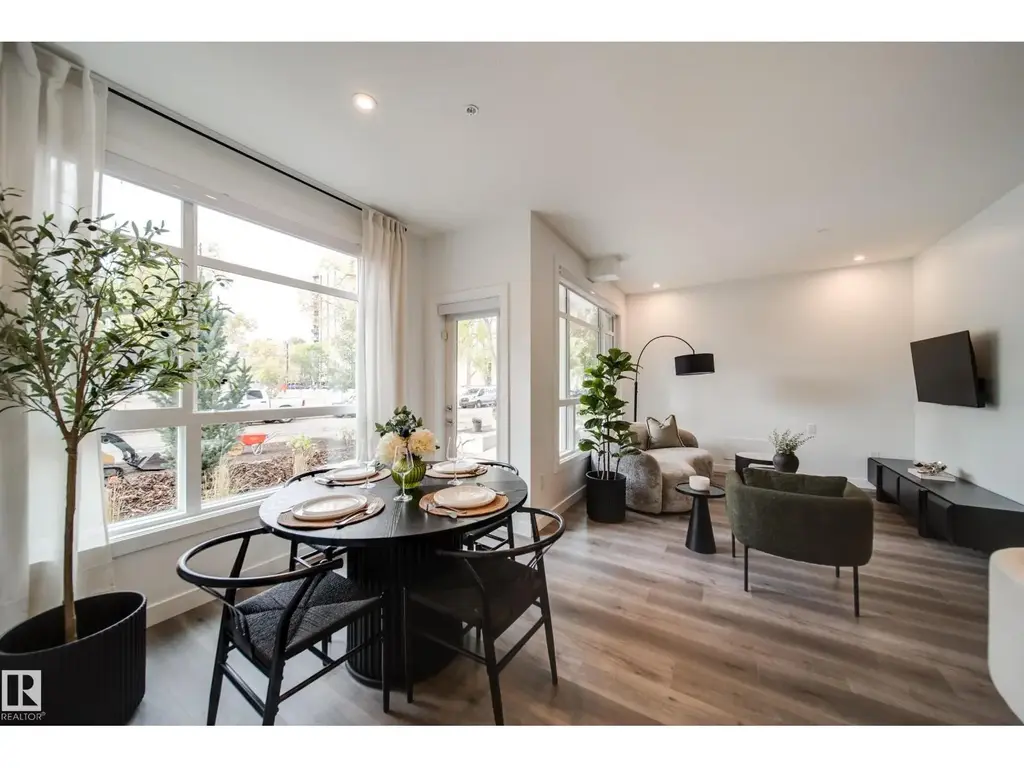 10015 113 St Nw, Edmonton