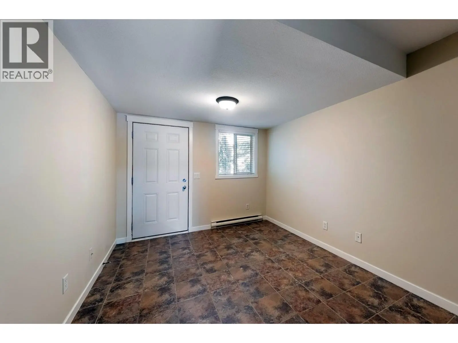 124 Mills Road Unit# 21. Kelowna, British Columbia